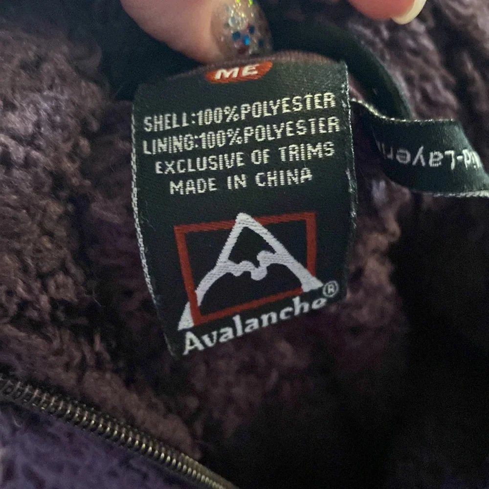 Avalanche Purple Fuzzy Jacket Zip Midlayer Thermalation Medium M GUC - Picture 4 of 8